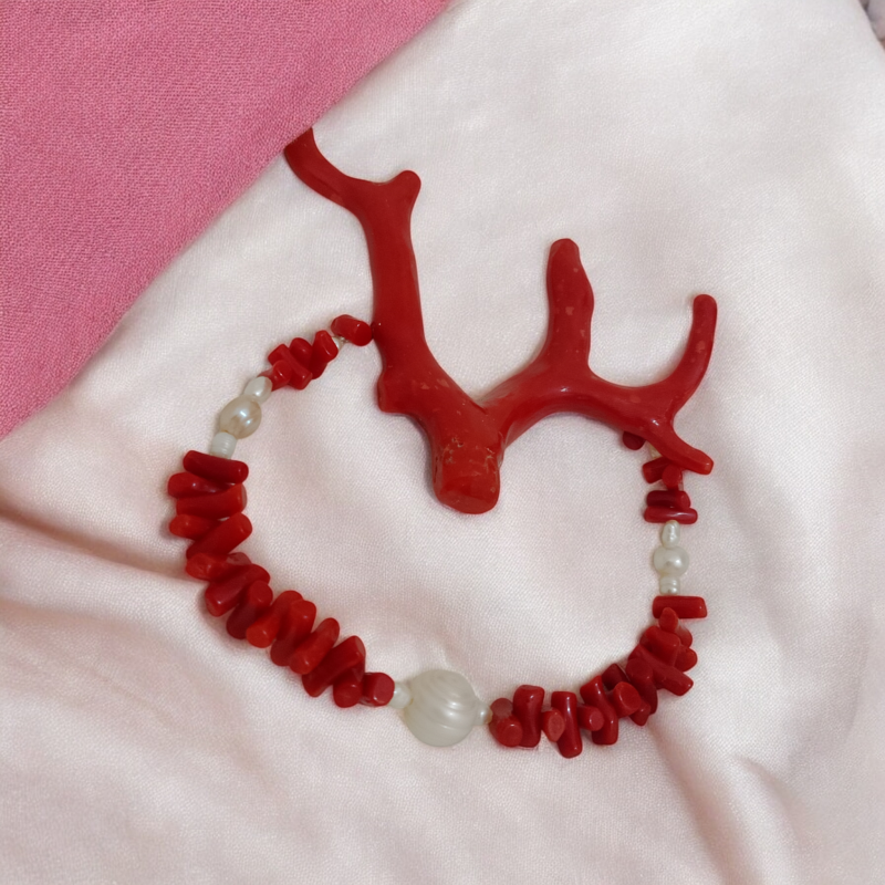 ابدعي بإطلالة فريدة مع مجوهرات Red Gold - صورة 2